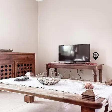 Rentalfue Tamarindo Amas Apartmán *